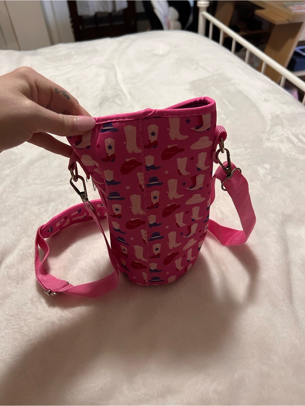 Pink Patterned Crossbody Phone Bag for Women - Picture 3 of 3